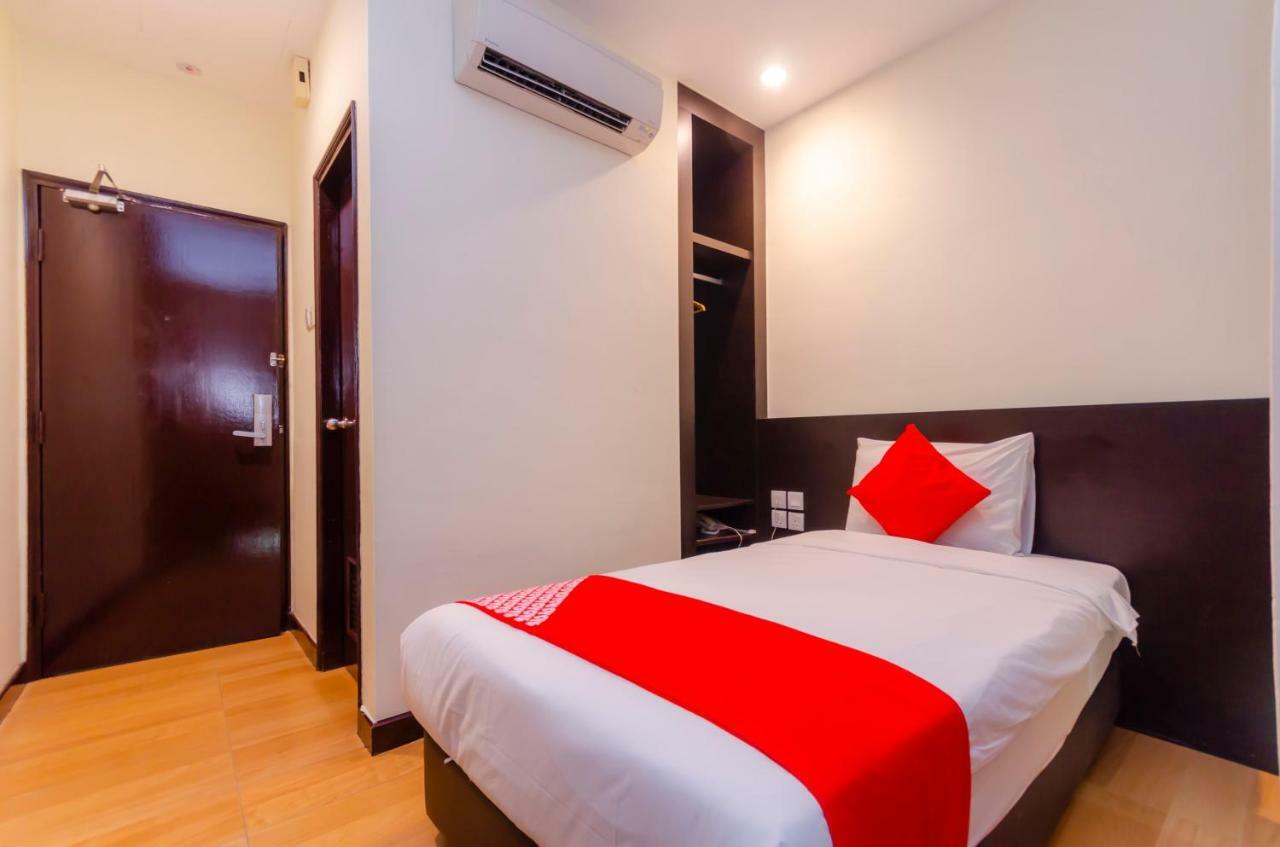 Wf Hotel Johor Bahru Exterior foto